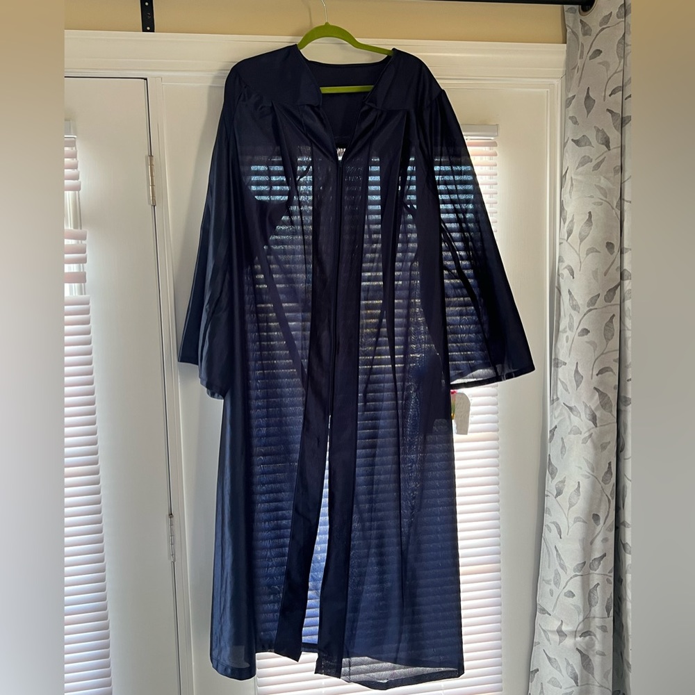Graduation gown